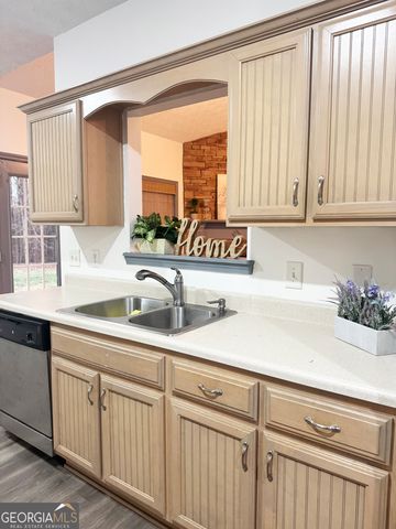 314 Hickory Road, Jackson, GA 30233