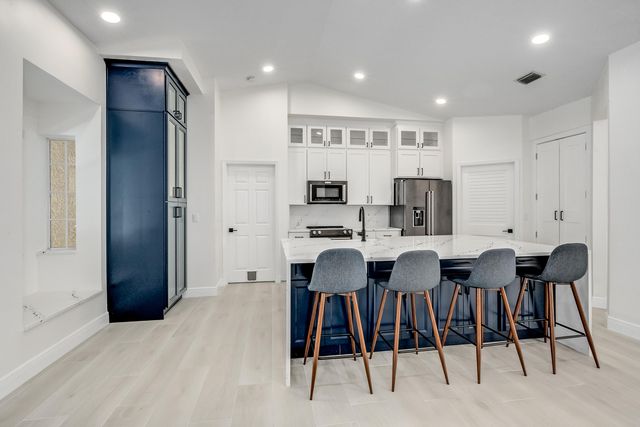 215 Beverly Court, Melbourne Beach, FL 32951