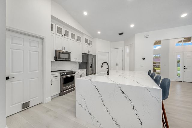 215 Beverly Court, Melbourne Beach, FL 32951