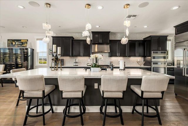 3285 Sofia Dr, Lincoln, CA 95648
