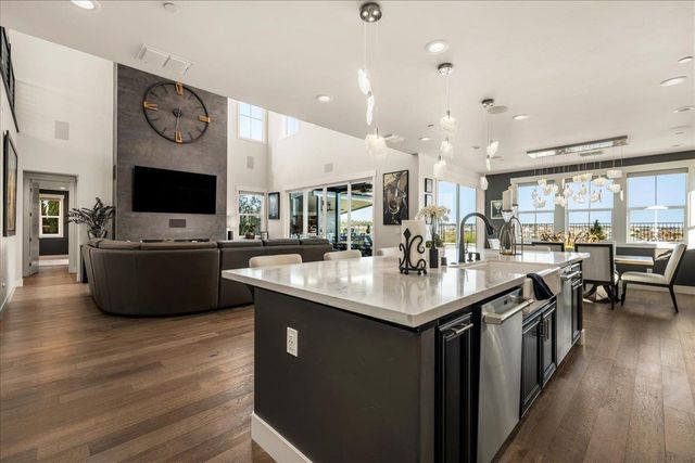 3285 Sofia Dr, Lincoln, CA 95648
