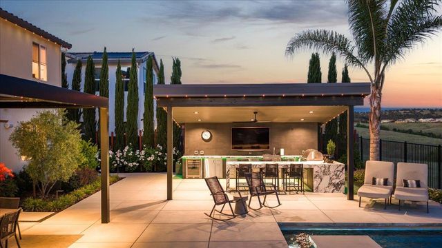 3285 Sofia Dr, Lincoln, CA 95648