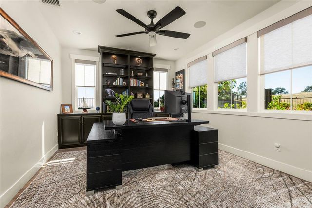 3285 Sofia Dr, Lincoln, CA 95648