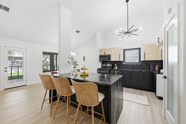 11916 Bittern HOLW, Austin, TX 78758