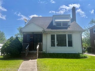 15518 Meyers Road, Detroit, MI 48227