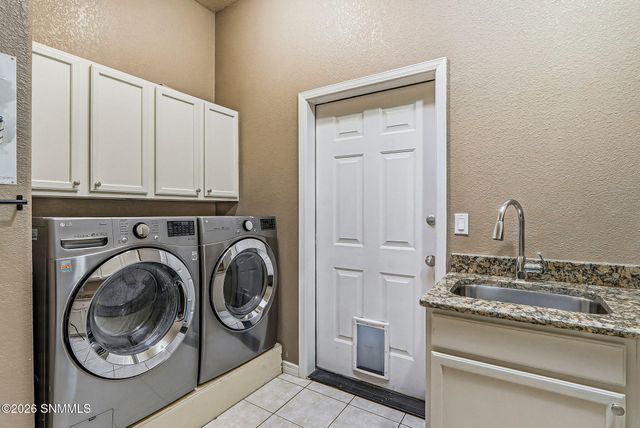 1285 Apple Tree Lane, Las Cruces, NM 88007