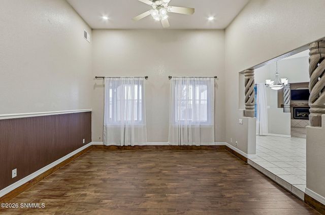 1285 Apple Tree Lane, Las Cruces, NM 88007