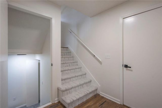 1201 E Butterfield Place, Olathe, KS 66062