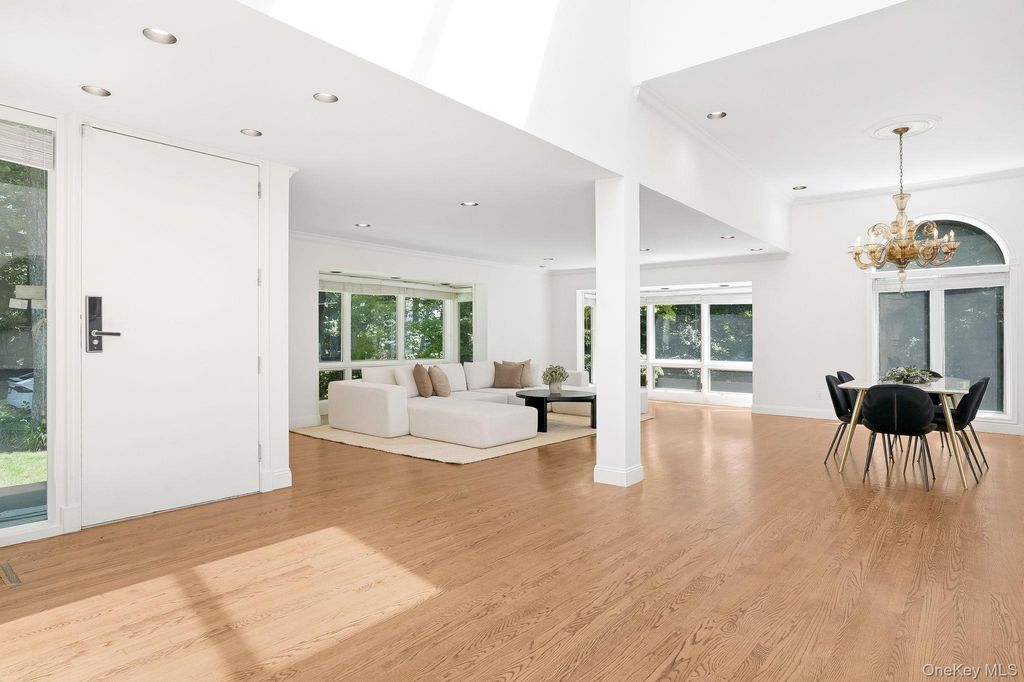 12 Hearthstone Circle, Scarsdale, NY 10583 — photo 3