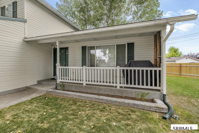 700 Aspen Avenue, Shelley, ID 83274