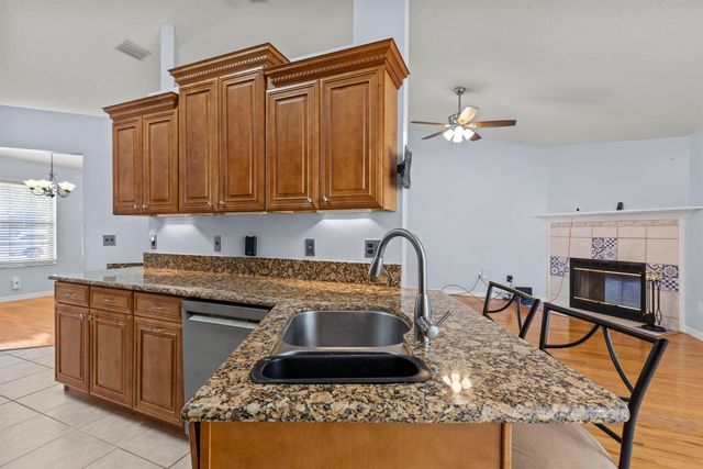 4025 Red Pine Lane, St Augustine, FL 32086