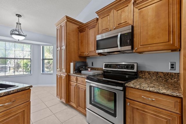 4025 Red Pine Lane, St Augustine, FL 32086