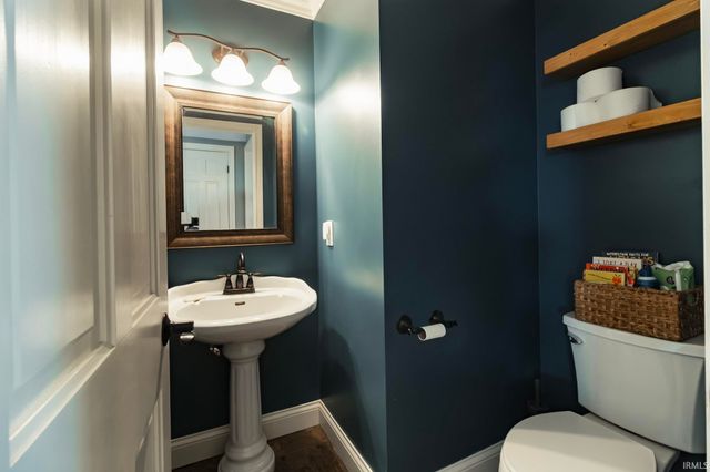 3377 Avondale Drive, Newburgh, IN 47630