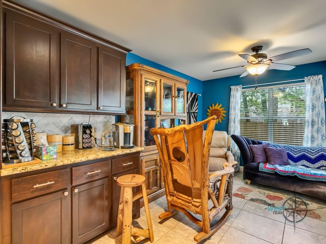 3302 Dunes Circle, Montgomery, TX 77356