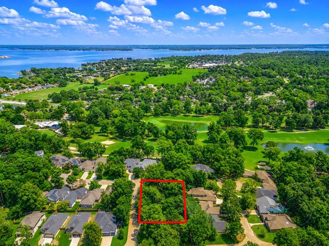 3302 Dunes Circle, Montgomery, TX 77356
