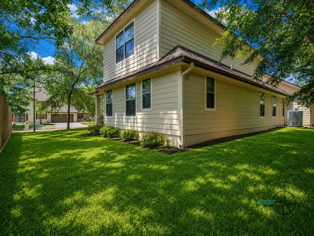 3302 Dunes Circle, Montgomery, TX 77356