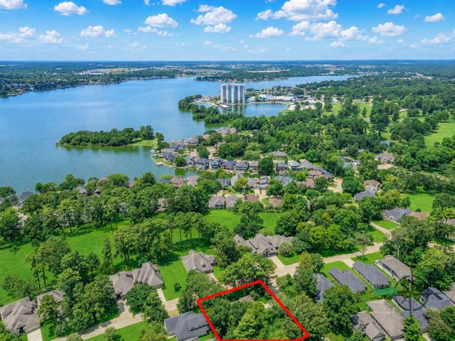 3302 Dunes Circle, Montgomery, TX 77356