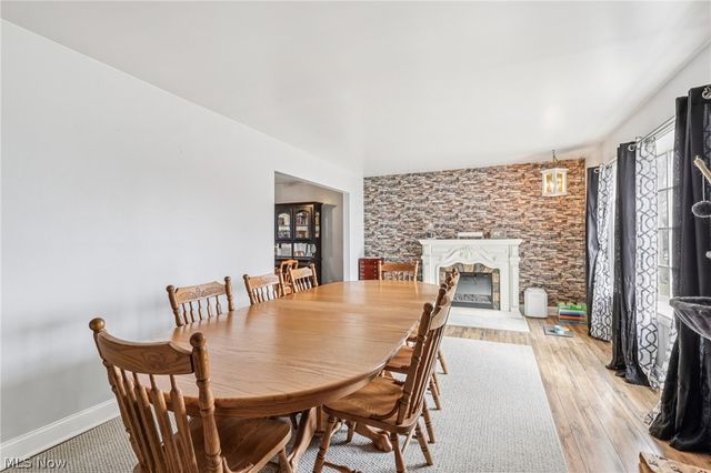 1682 Arthur Drive NW, Warren, OH 44485