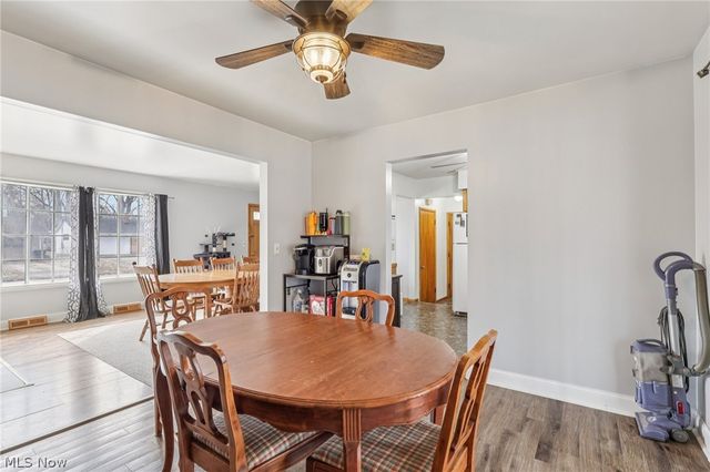 1682 Arthur Drive NW, Warren, OH 44485