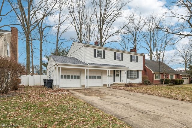 1682 Arthur Drive NW, Warren, OH 44485