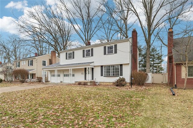 1682 Arthur Drive NW, Warren, OH 44485