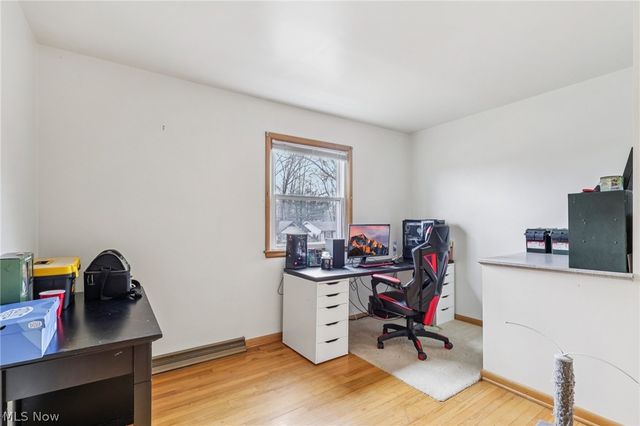 1682 Arthur Drive NW, Warren, OH 44485