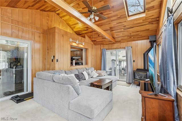 1682 Arthur Drive NW, Warren, OH 44485