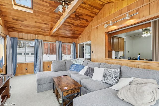 1682 Arthur Drive NW, Warren, OH 44485