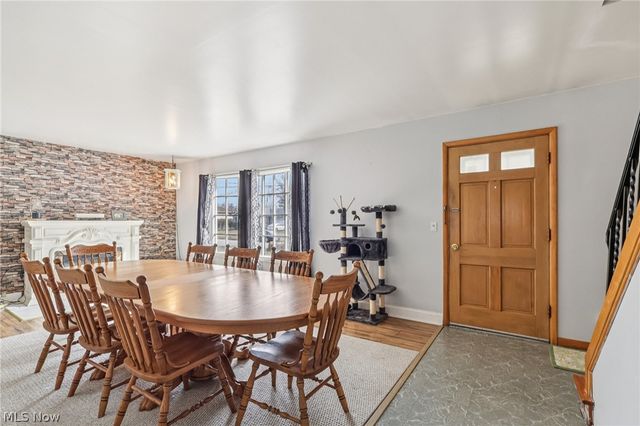 1682 Arthur Drive NW, Warren, OH 44485