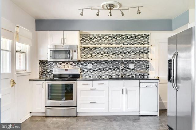 1922 HOLBORN RD, Baltimore, MD 21222