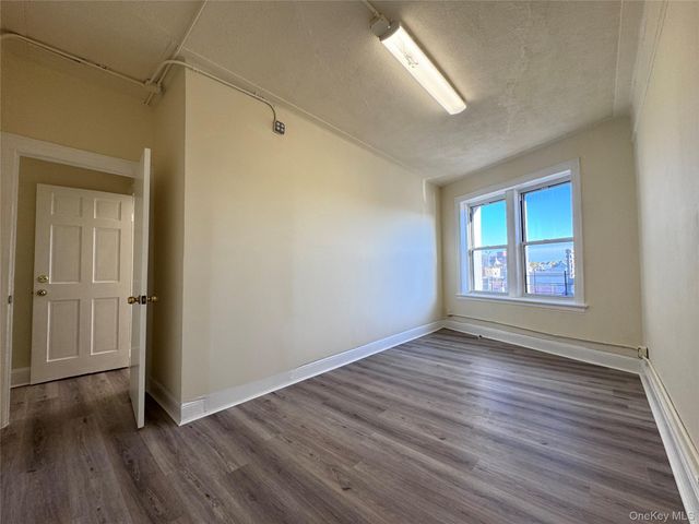 138-11 Jamaica Avenue, Jamaica, NY 11435
