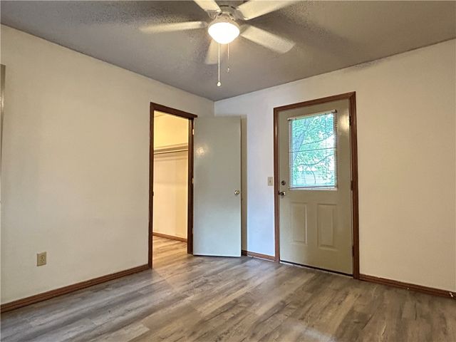 1650 N Sang Avenue 202, Fayetteville, AR 72703