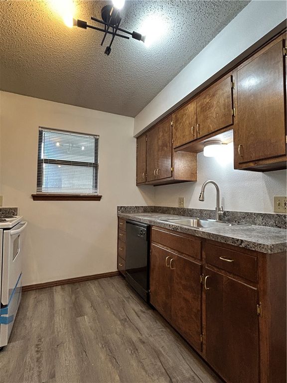 1650 N Sang Avenue 202, Fayetteville, AR 72703