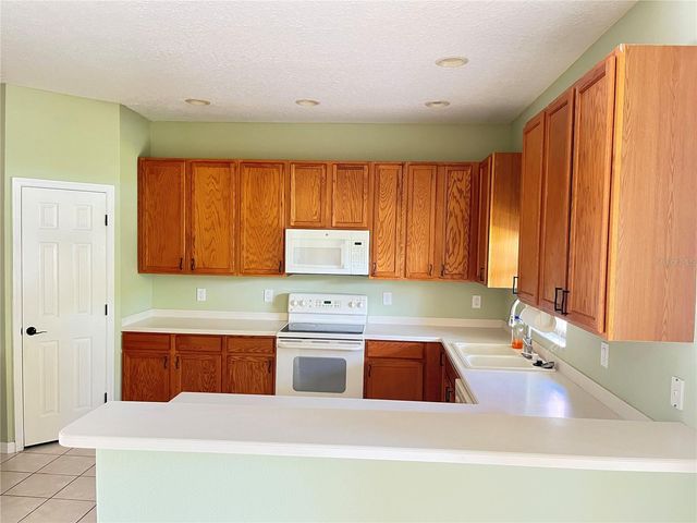 6139 46TH STREET E, Bradenton, FL 34203