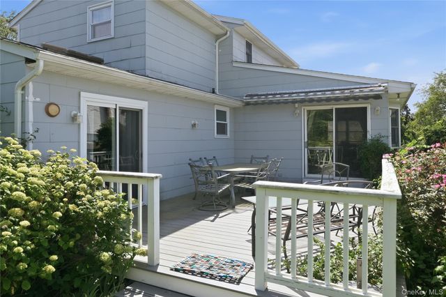 53 Comerford Street, Port Jefferson, NY 11776