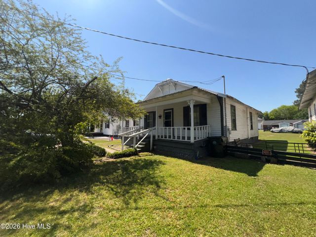 702 W Walnut Street, Goldsboro, NC 27530