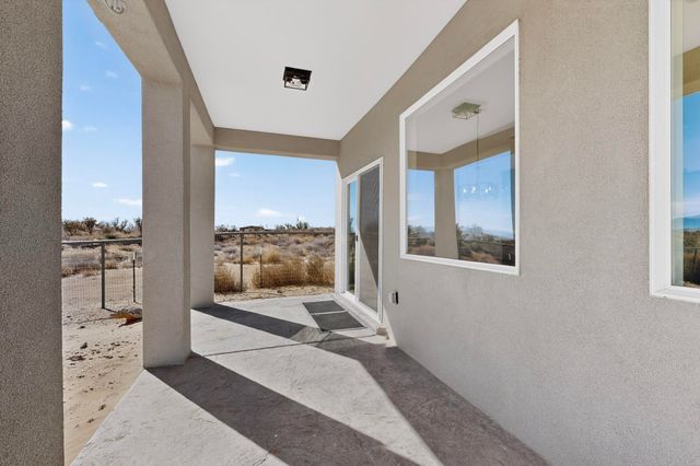 890 Idalia Road SW, Rio Rancho, NM 87124