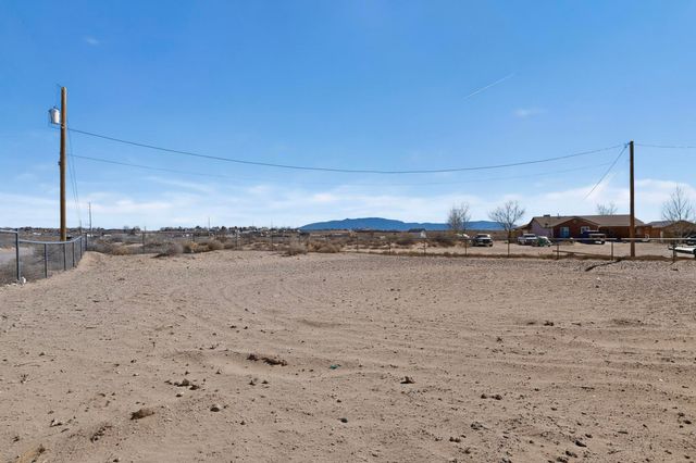 890 Idalia Road SW, Rio Rancho, NM 87124