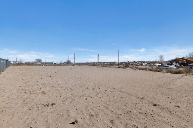 890 Idalia Road SW, Rio Rancho, NM 87124