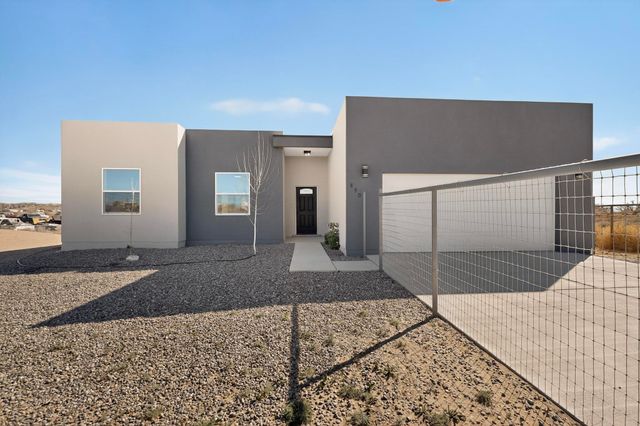 890 Idalia Road SW, Rio Rancho, NM 87124
