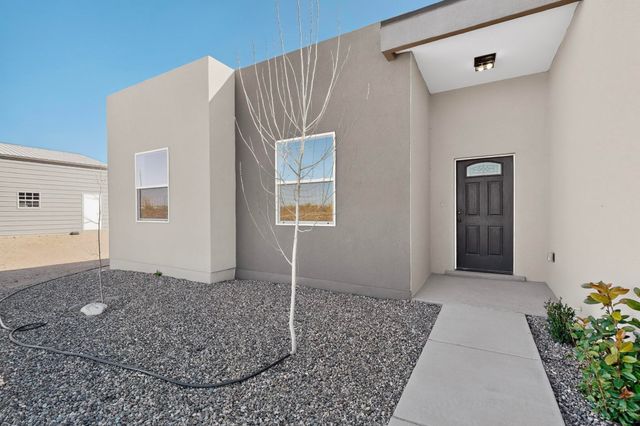 890 Idalia Road SW, Rio Rancho, NM 87124