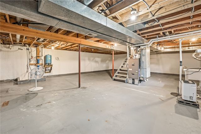 3451 E State Rd, Shenango, PA 16134