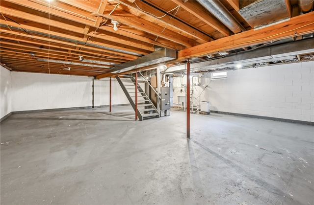 3451 E State Rd, Shenango, PA 16134