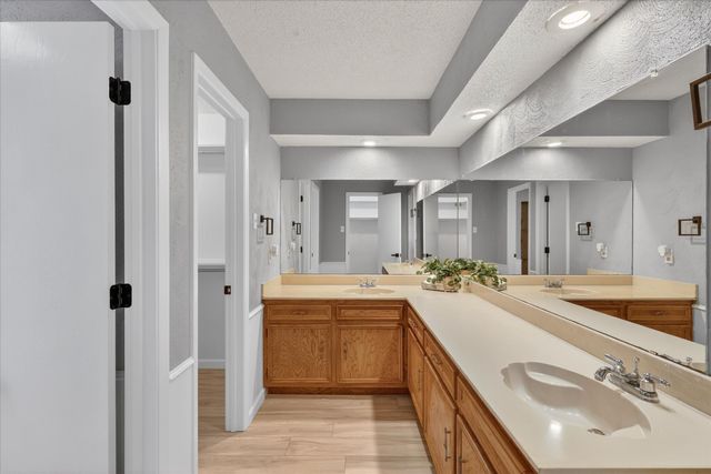 900 E Berkeley Drive, Richardson, TX 75081