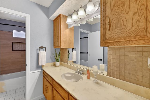 900 E Berkeley Drive, Richardson, TX 75081