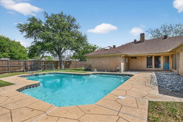 900 E Berkeley Drive, Richardson, TX 75081