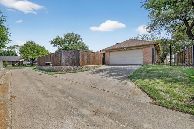 900 E Berkeley Drive, Richardson, TX 75081