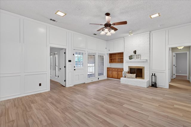 900 E Berkeley Drive, Richardson, TX 75081