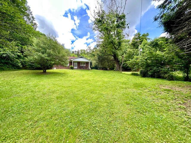 269 Strawberry Road, Monticello, KY 42633