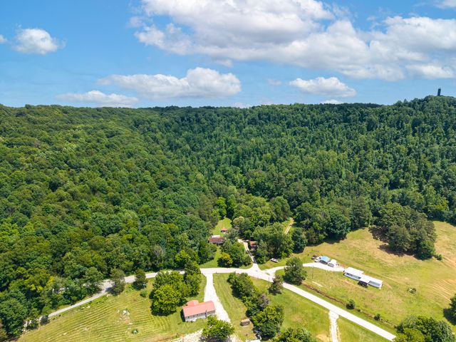 269 Strawberry Road, Monticello, KY 42633